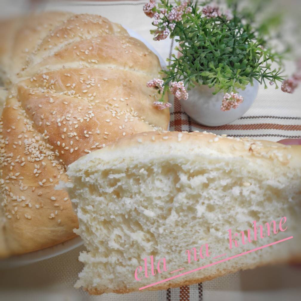 Показали, как испечь высокий и рыхлый хлеб на сковороде: пошаговый рецепт