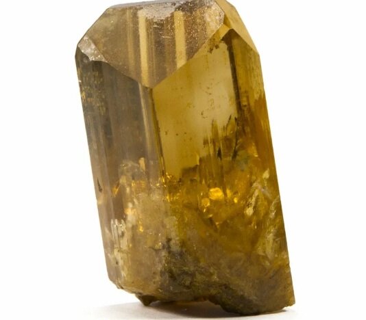 Данбурит - редкий камень. В огранке не уступает бриллианту