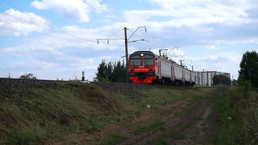 Служебный электропоезд ЭД9М-0039 с вечно приветливой бригадой.