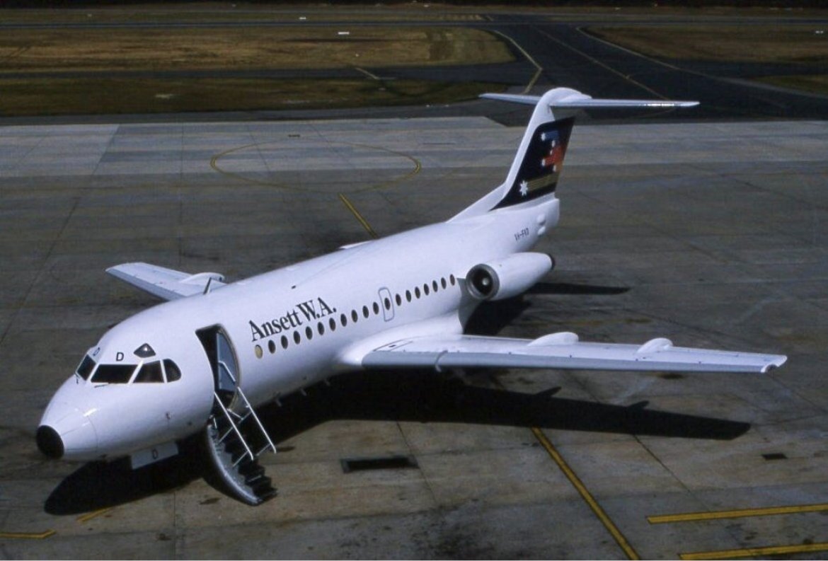 Fokker F28 Fellowship 