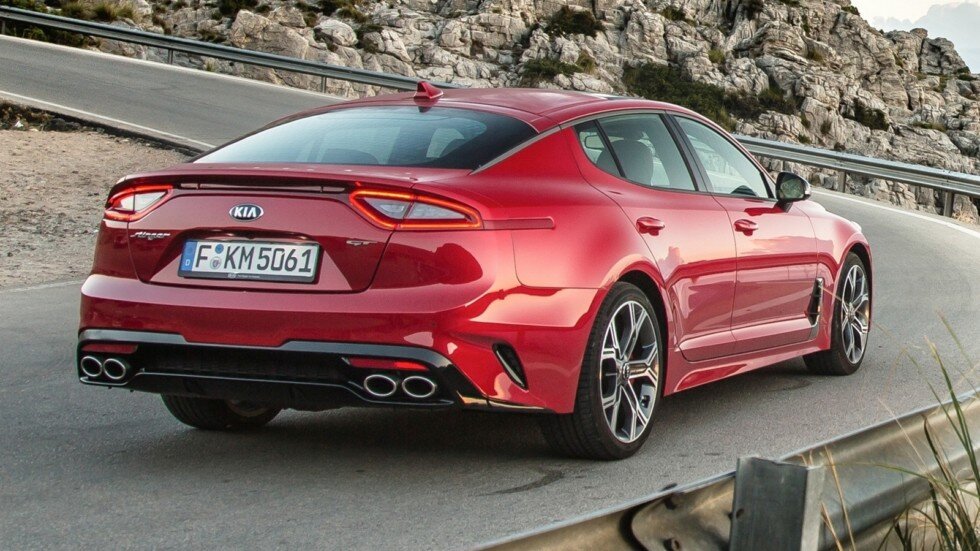 1. KIA STINGER