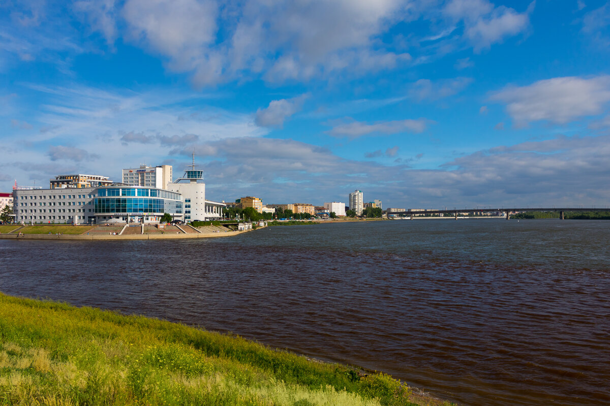 CANON EOS 750D EF-S 18-55 IS STM (18mm, F/4, 1/640сек., ISO100)