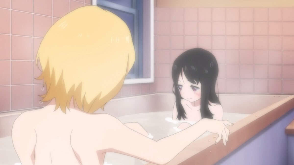 Зато в "Мадоке Магике" не было фансервисных купаний девочек! Куда там ей до "Сайта волшебниц"!!!