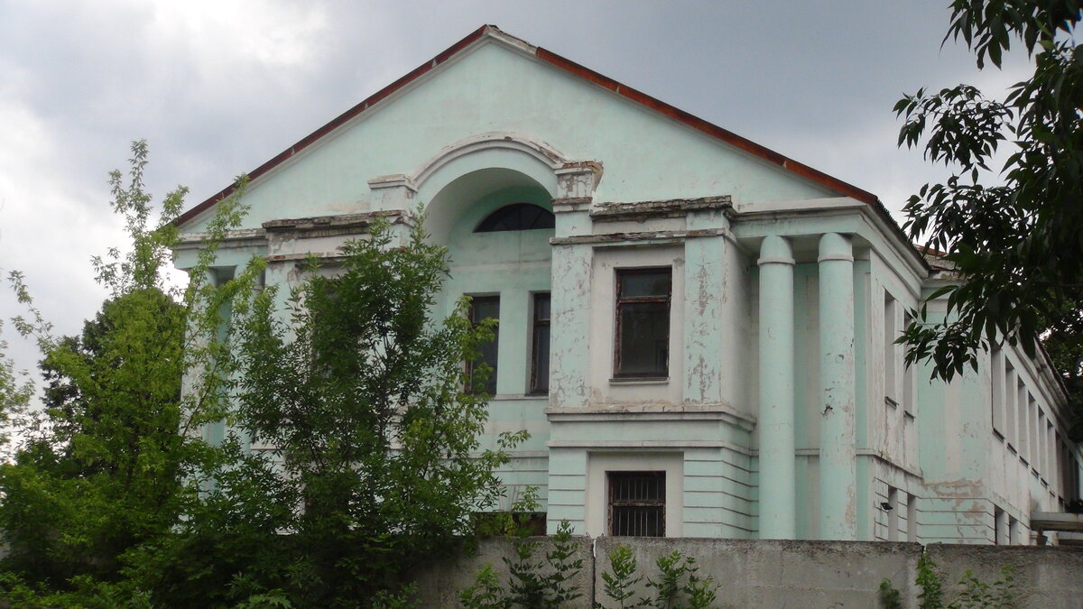 Бывший кинотеатр Юность 2018г. 