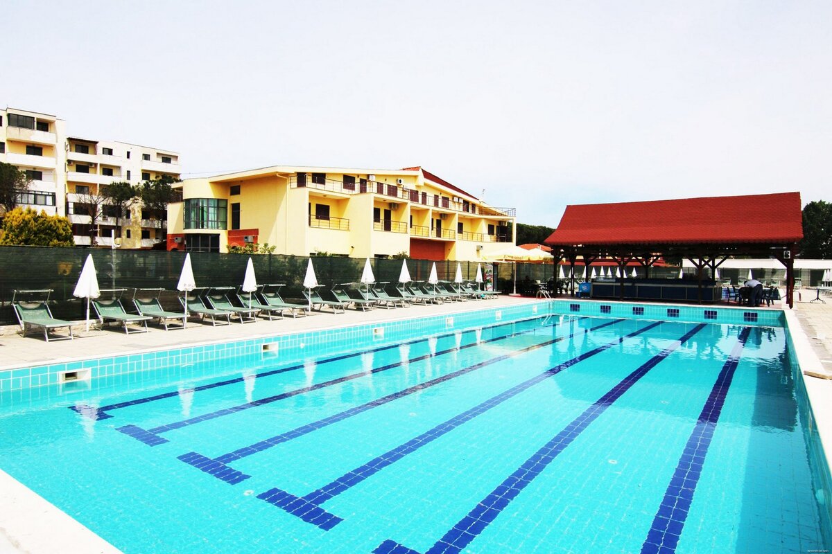 Отель Колавери.Албания