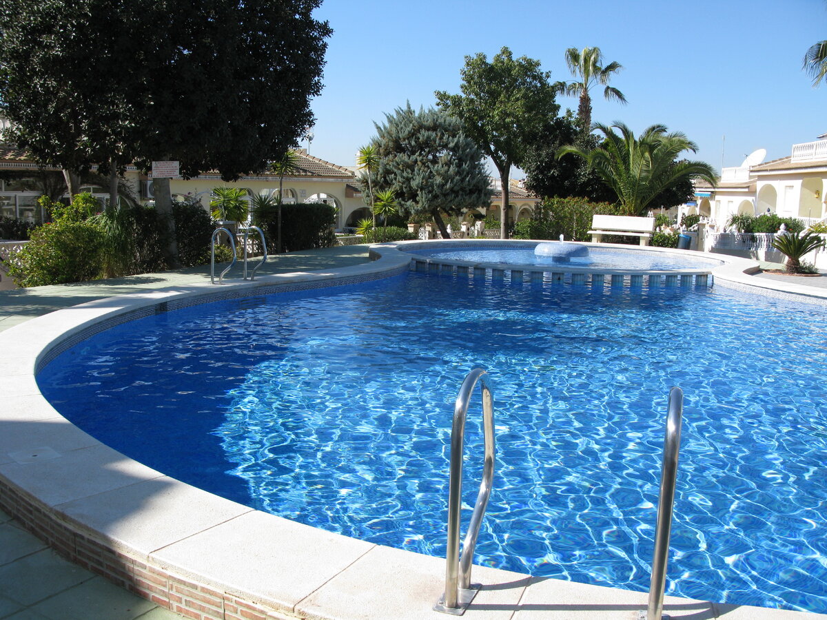 Вид из окна в доме Дмитрия