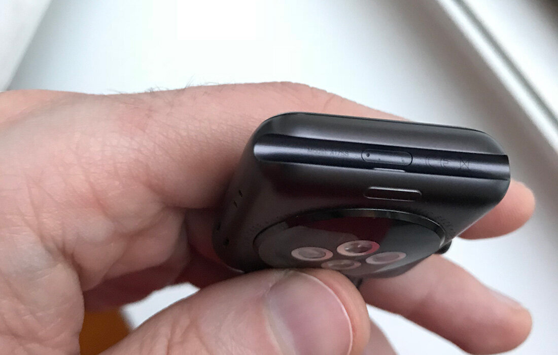 Как снять пленку с зарядки эппл вотч Apple Watch внезапно перестали включаться. Что-то пошло не так... mdex-nn.ru Дзе
