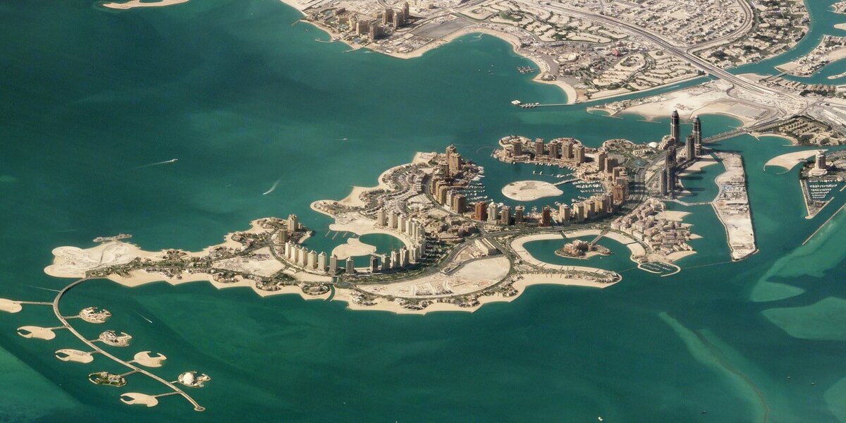 Doha, Qatar. ©2018 Planet Labs, licensed under CC BY-SA 4.0