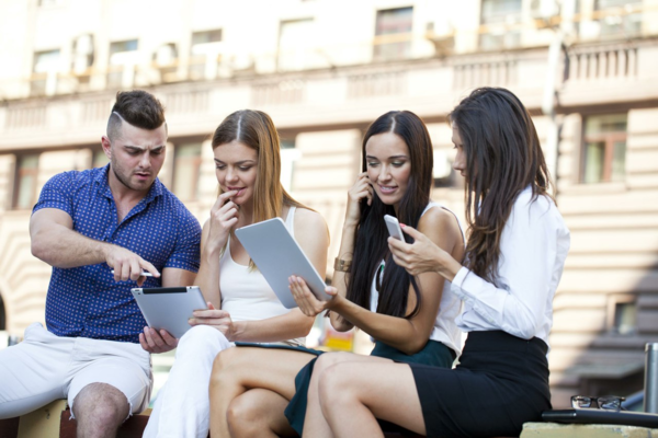 Окружение людей формирует нас