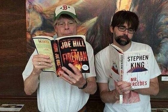 Стивен Кинг с сыном Джо Хиллом