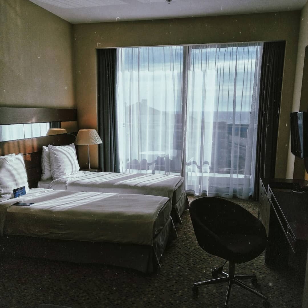 Номер, в котором остановился странный господин