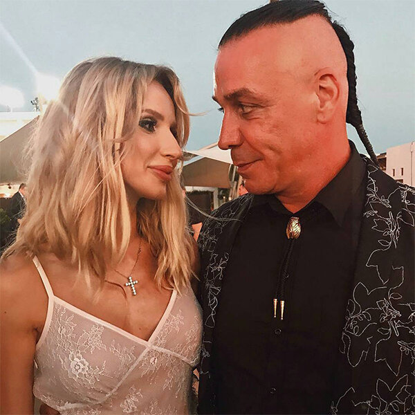 Света и Тилль на "Жаре" летом 2017., тогда и начался их роман. А в 2018-м певица в Баку приехала уже беременная.