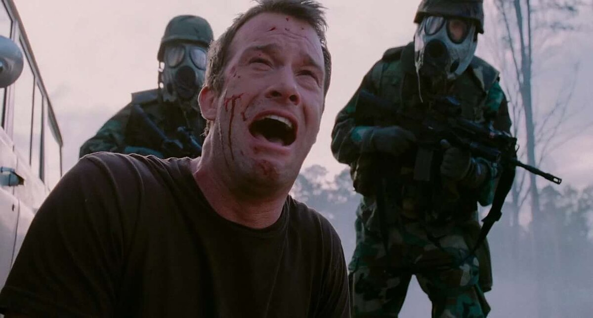 Мгла игра. Мгла фильм 2007 стивен кинг. Мгла фильм 2007 стивен кинг. Мгла стивен кинг. Фильм туман 2022.