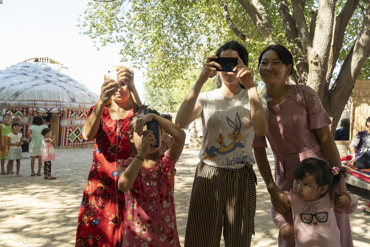 Праздник джугары в Топе ауле, Каракалпакстан