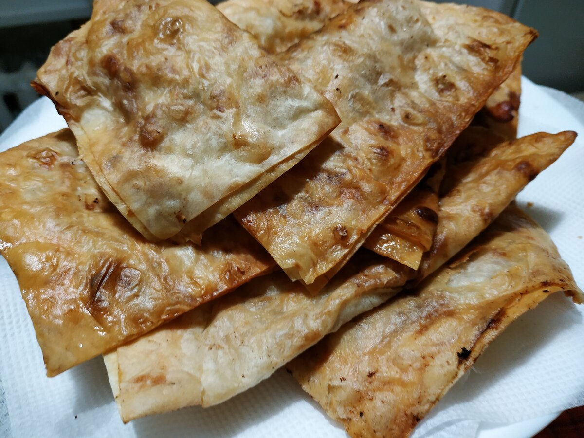 Готовые чебуреки