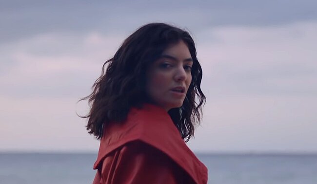 Lorde
​Фото: кадр из видео
