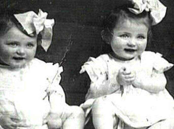 Ева и Мириам в детстве. Фото из открытых источников.