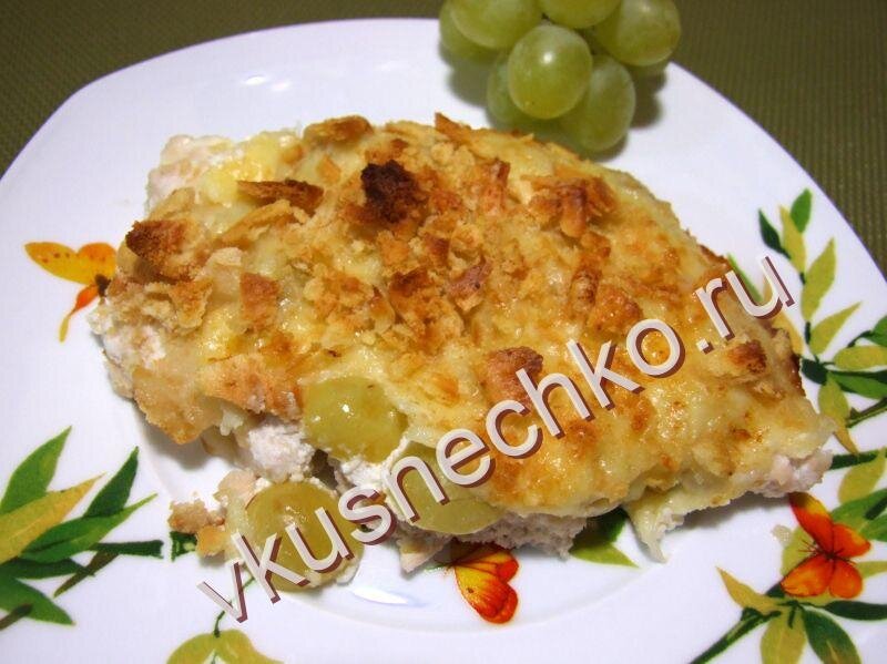 Как приготовить Курицу, запеченную с виноградом, пошаговый рецепт с фото.