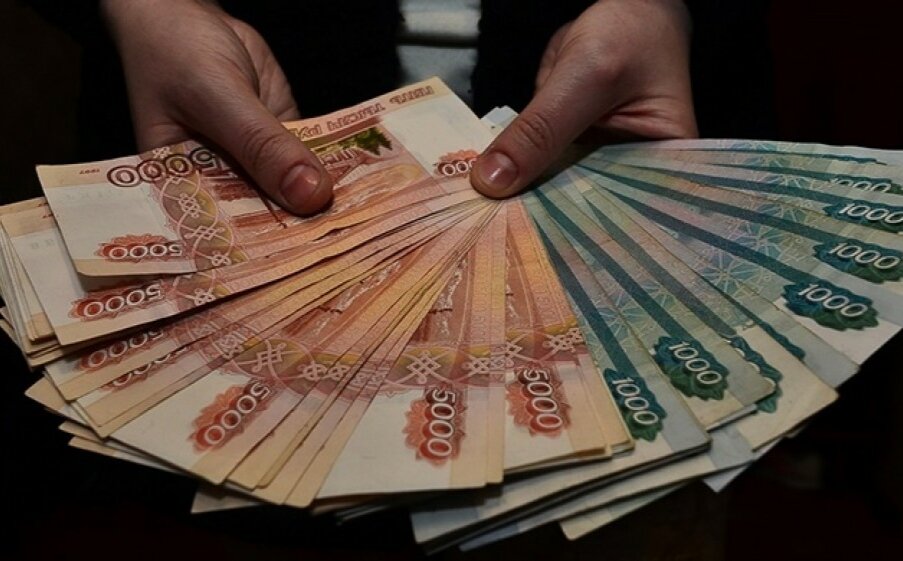 Наличные тратить сложнее, нежели приложить телефон к терминалу