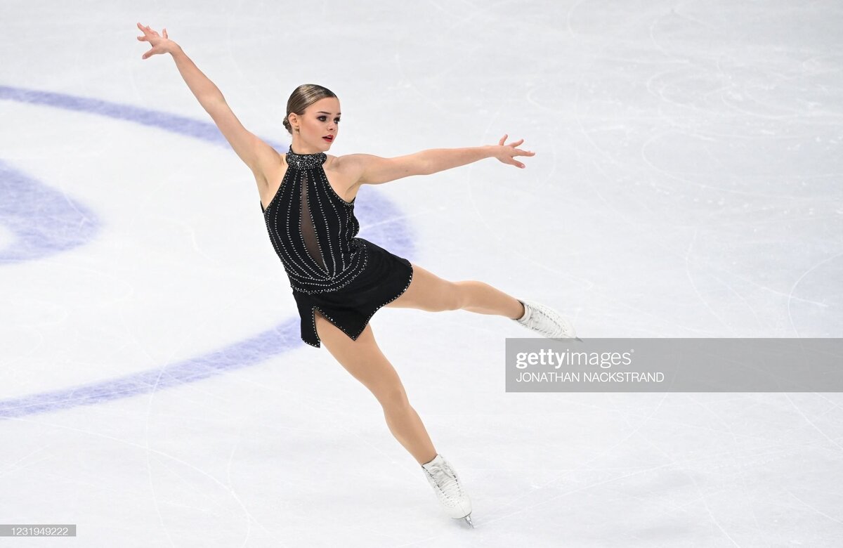 European Figure Skating Championships 2024 Loena Hendrickx. Луна хендрикс фигурное катание 2024