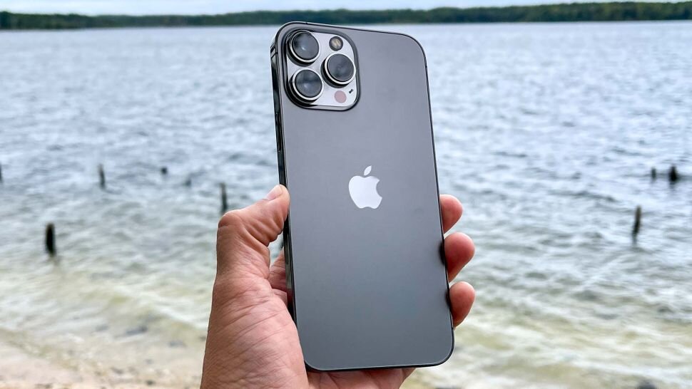iPhone 13 Pro Max - победитель по времени автономной работы среди смартфонов