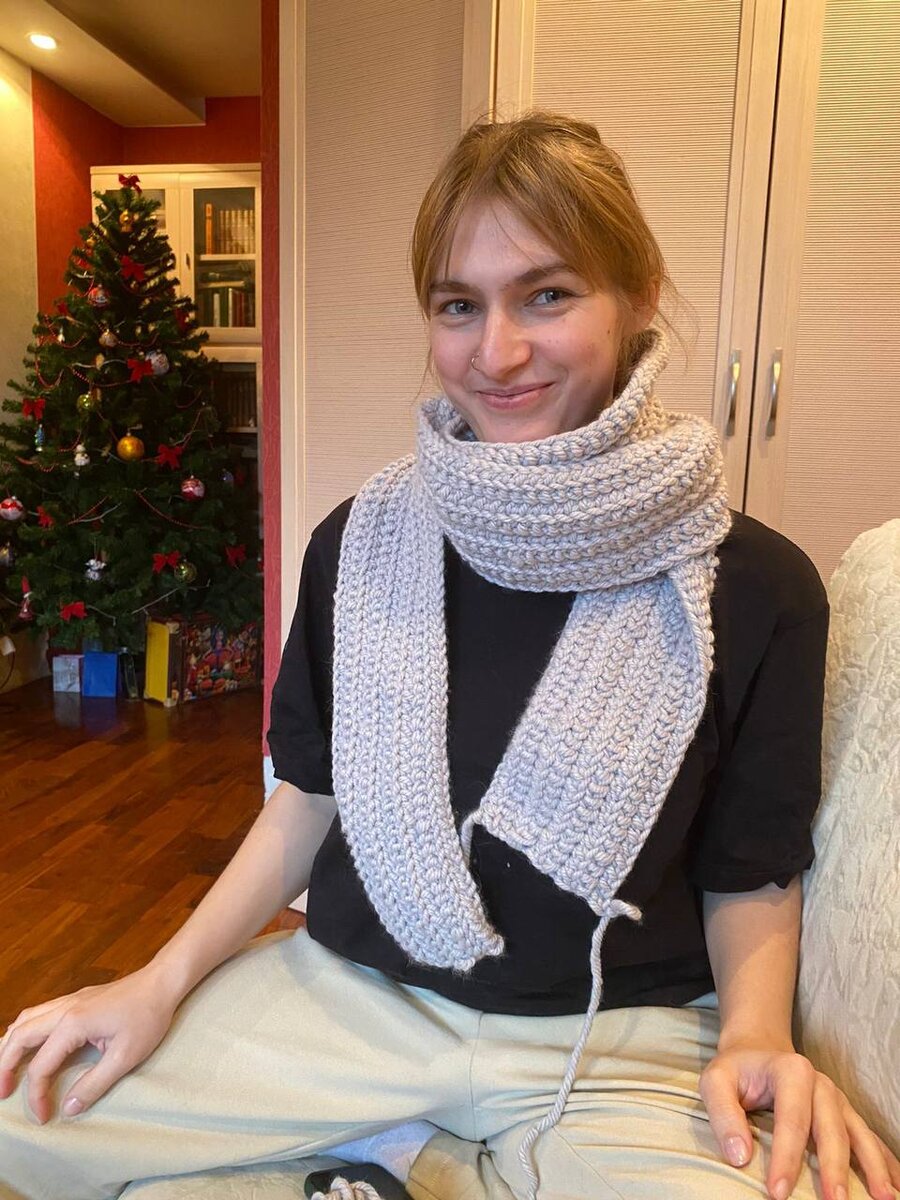 Проверяем шарф на длину и ширину