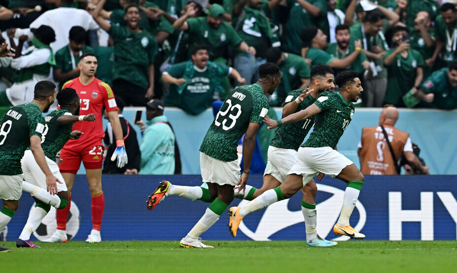    Саудовская Аравия впервые в истории обыграла Аргентину и возглавила группу С ЧМ-2022. Фото: Reuters