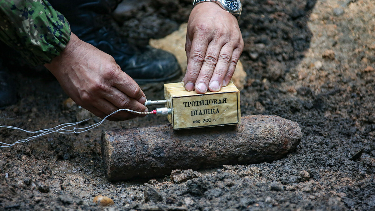     В Ростове-на-Дону огласили приговор обвиняемым в подготовке совершения теракта на территории ЛНР, сообщает Южный окружной военный суд.