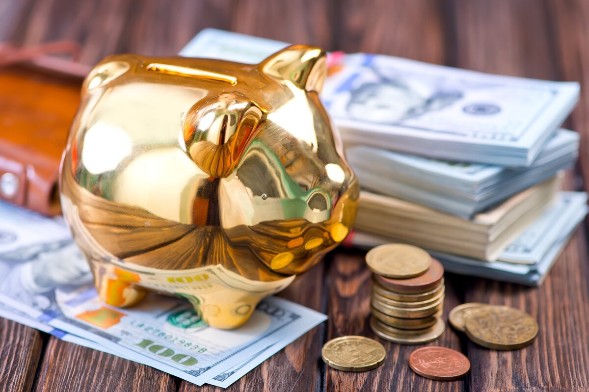     Где спрятать ценные вещи и деньги: идеи тайников в квартире и на даче