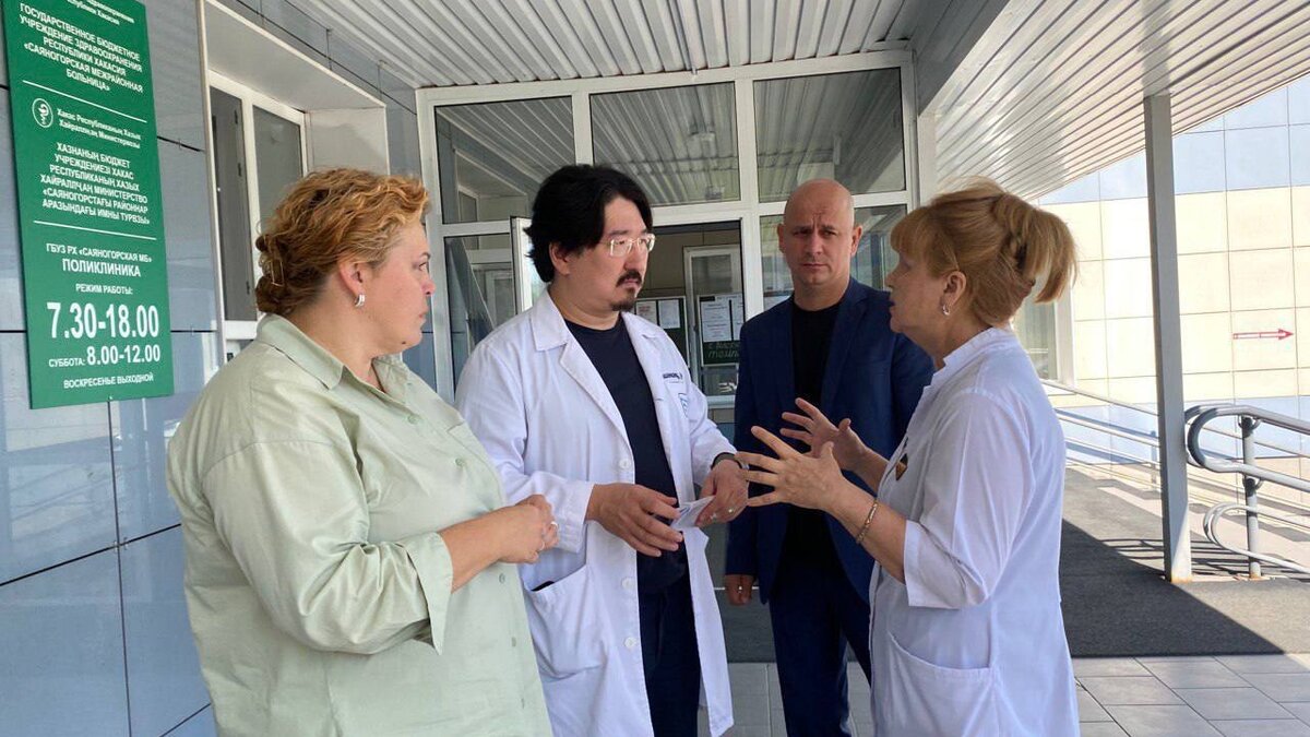     Медики ФМБА России продолжат курировать пациентов из Хакасии.