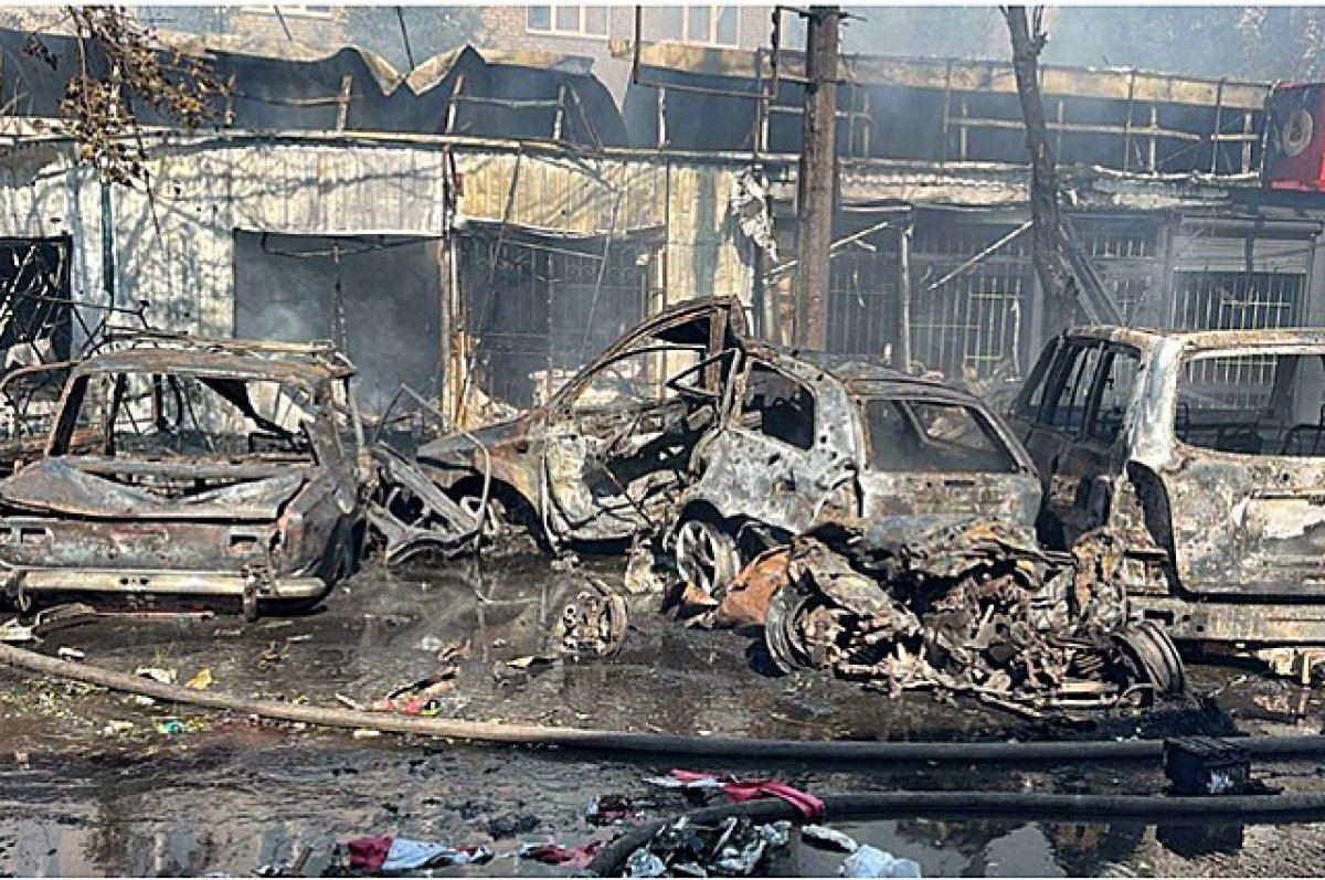    Последствия взрыва на рынке в Константиновке.