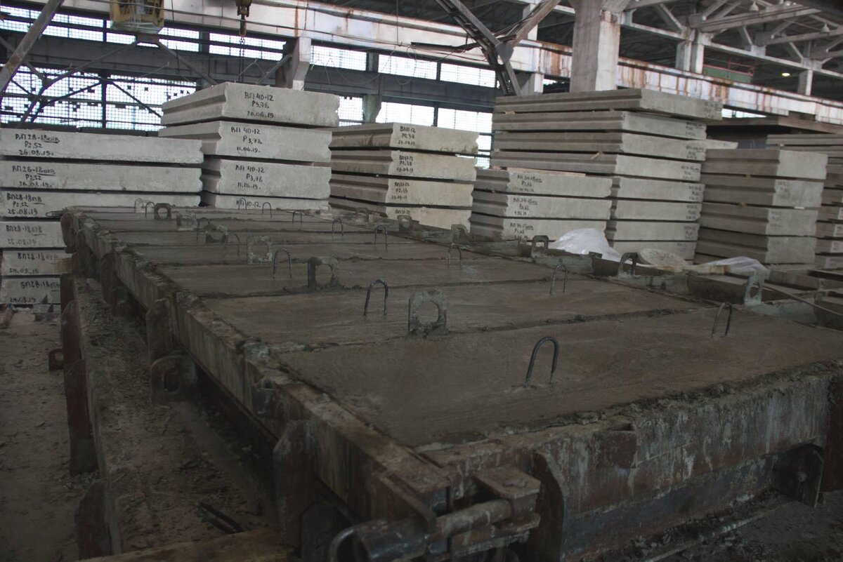 Производственный цех завода Родник Строй.