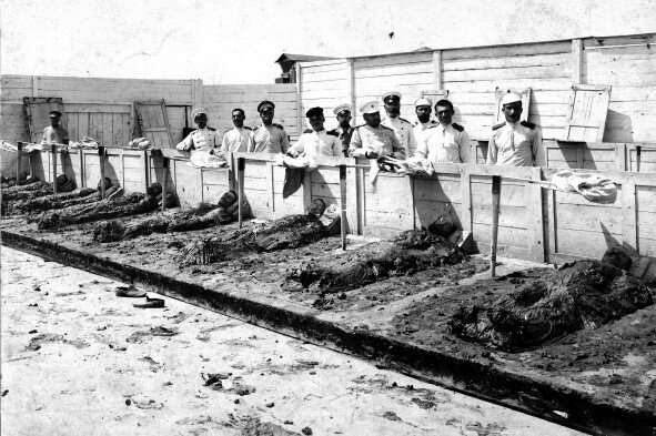 Так выглядело грязелечение в Саках в старину