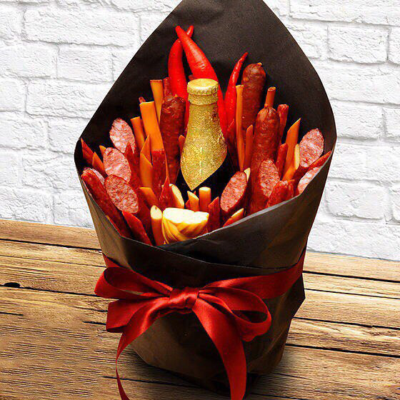 вкусный и приятный подарок, который можно сразу же разделить с дарящим