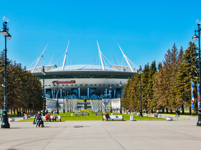 Фото с сайта: "РестЭксперт - все о туризме и гастрономии", https://tourism.restexpert.ru/russia/place/saint-petersburg-stadium/