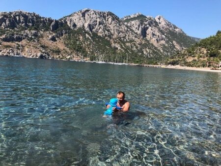 Джамала снялась с голой грудью для обложки нового альбома