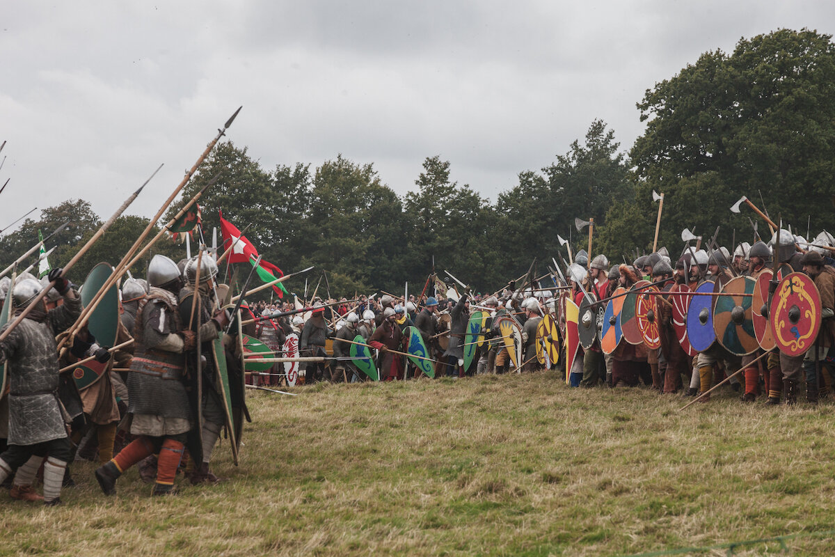 Битва при гастингсе год. Battle 1066. Гастингс битва. Battle of Hastings in 1066. Поле битвы при Гастингсе.