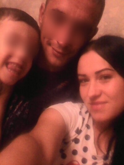  В соцсетях Софья всегда выкладывает счастливые фото с семьей. 
