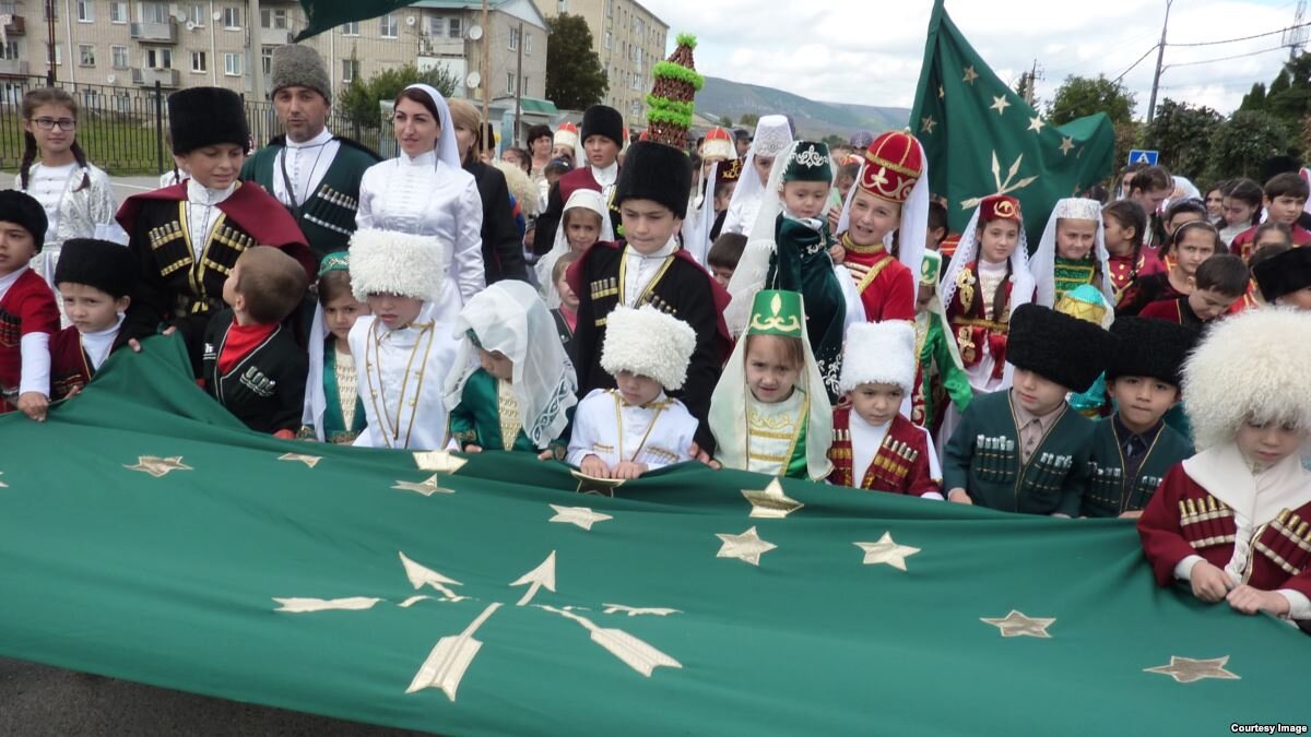 Адыге. Адыги Куначество. Куначество у адыгов. Традиции куначества в Дагестане. Институт куначества у адыгов.