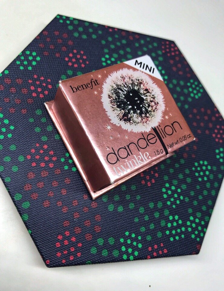 Dandelion Twinkle  Benefit.  Pro.Beauty ©