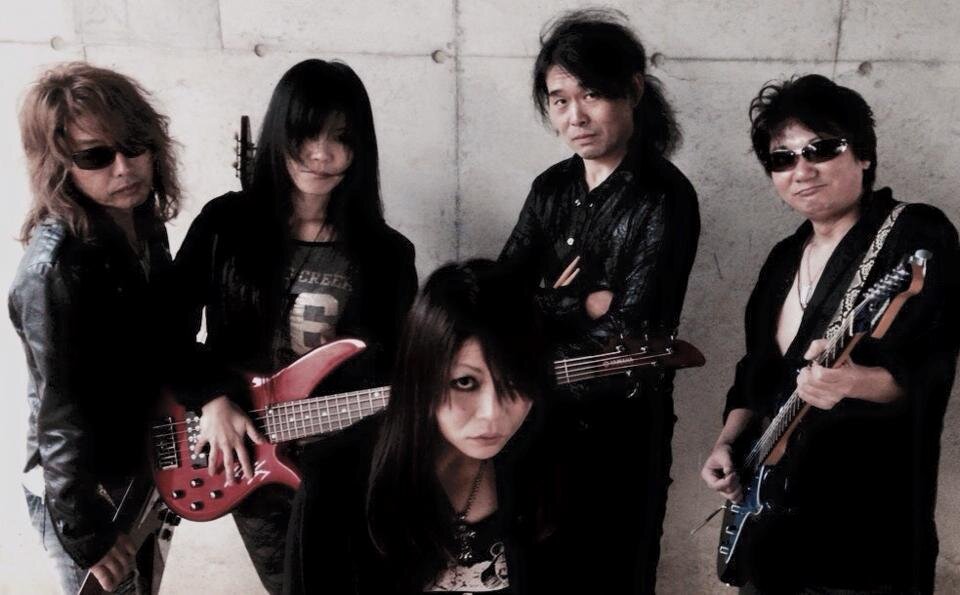 Вы тоже засмеялись с пафосного лица справа? 