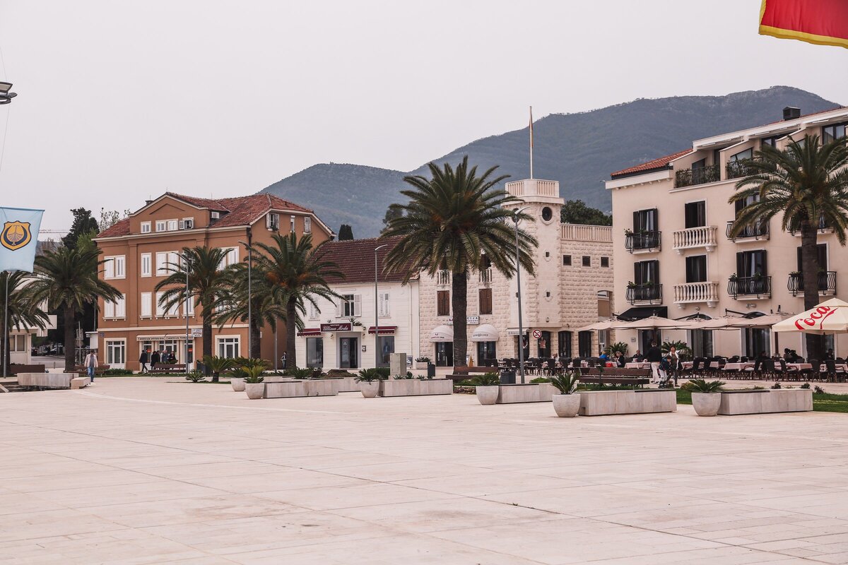 Набережная Тивата