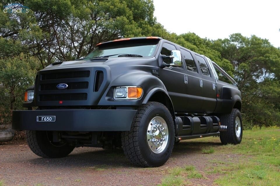 Большой автомобиль фото. Ford f650. Форд ф 650. Ford f-650 джип. Ford f-Series f-650.