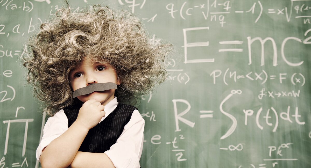 Герман Греф считает физико-математические школы пережитком прошлого. Источник фото: Медиум