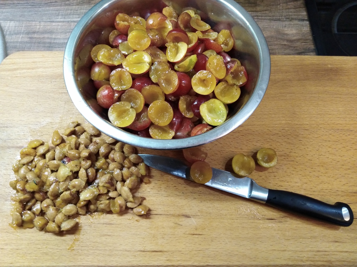 Удаляем косточки