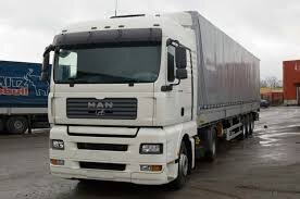 Ман ТГА, был перегрет двигатель, в результате в гильзе образовалась микротрещина и охлаждающая жидкость начала попадать в поддон картера, чем вызвала износ коленчатого вала. Автомобиль был куплен под восстановление. Стоимость ремонта оценивается в 350000 рублей. Подробно на https://vukupavto-24.ru/