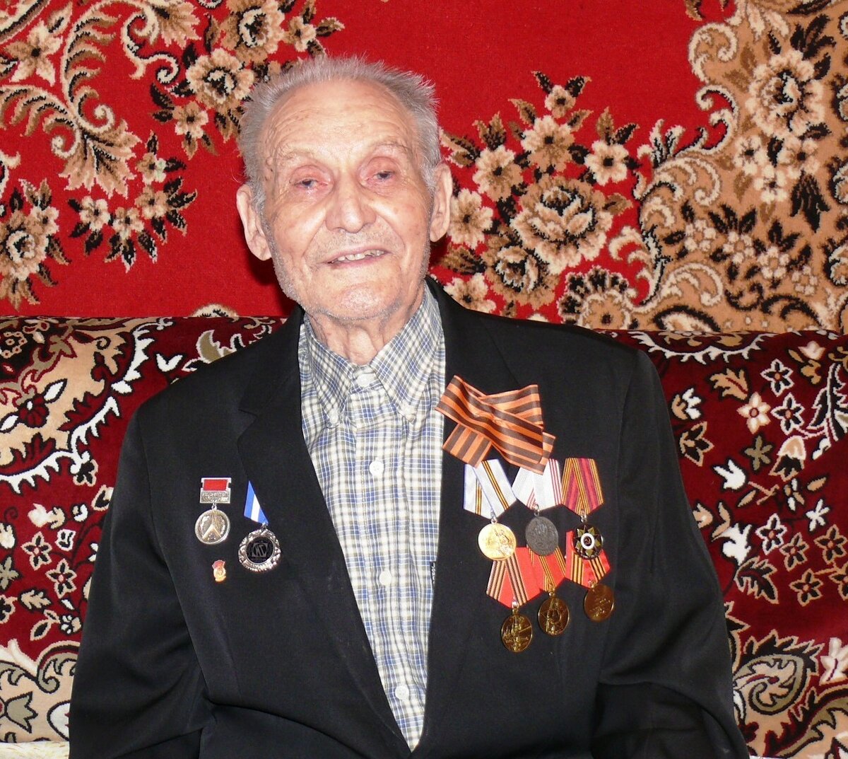  Труженик тыла  Василий Сергеевич Ивашкин. Фото Ивана Загребина. 