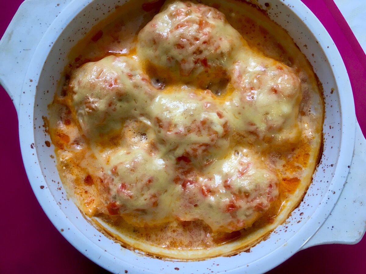 На 100 грамм - 87 ккал; БЖУ: 13,5/1,8/3,8