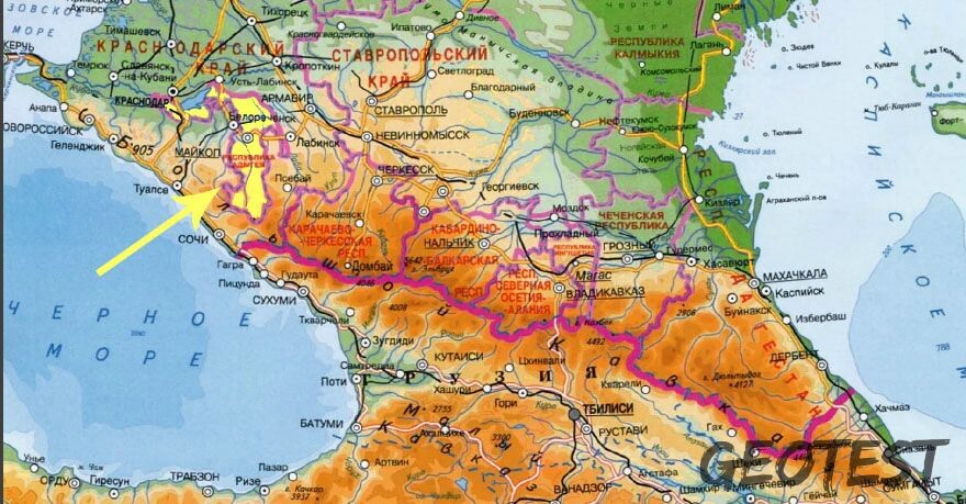 физическая карта России.фрагмент. Адыгея выделена желтым.