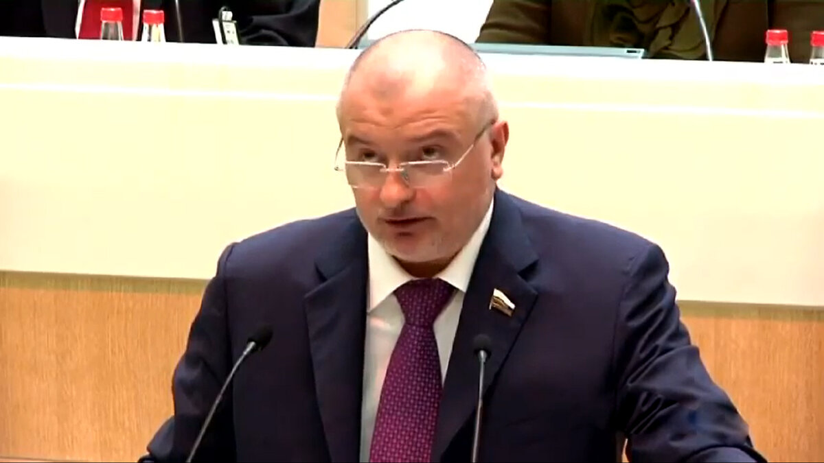 Клишас Андрей Александрович, Председатель комитета Совета Федерации РФ по конституционному законодательству и государственному строительству